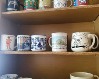 Lots of coffee mugs