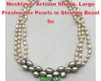Lot 46 Sterling Silver Pearl Pendant Necklace. Artisan Studio. Large Freshwater Pearls in Sterling Bezel Se