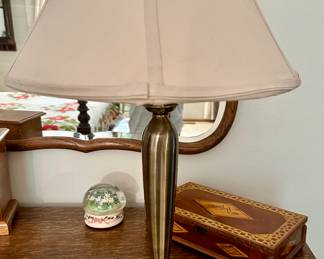 Table lamp
