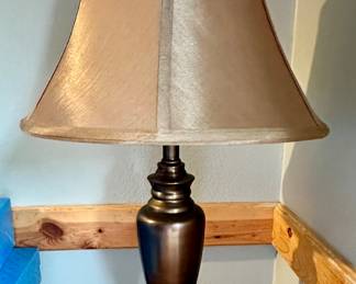 Table lamp