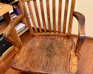 Wood office chair with wheels