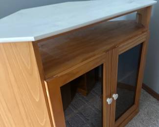 Corner entertainment cabinet