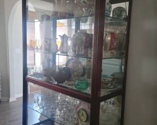 Howard Miller Lighted Display 