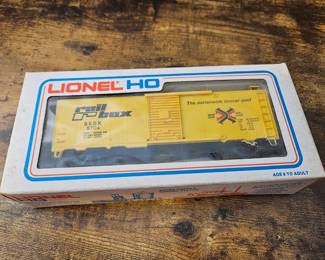 Vtg. Lionel HO Scale Rail Box Boxcar 8704 