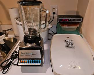 Vtg Osterizer Cycle & Blend Blender, Etc!