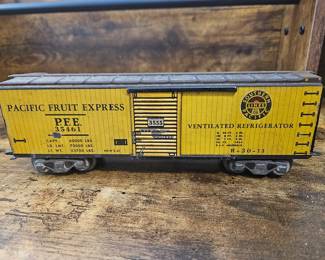 Vtg. Marx O Gauge Tin Litho Pacific Fruit Express 35461 Refrigerator Boxcar 