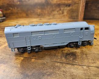 Vtg. Marx HO Diesel Locomotive Train Car Grey 