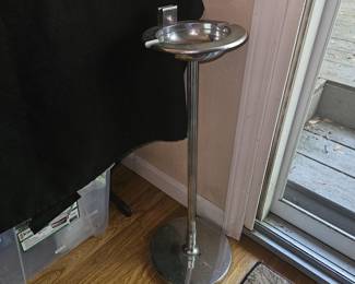 Standing Metal Ashtray!
