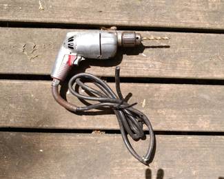 1/2" Drill, Needs Cord!
