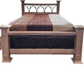 Wooden Platform Queen Bed