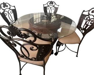 Opulence II Dining Set