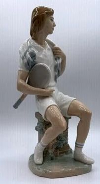  01 Lladro Figurine