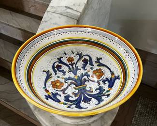 Large Italian Bowl Decorated in Ricco Classic Deruta