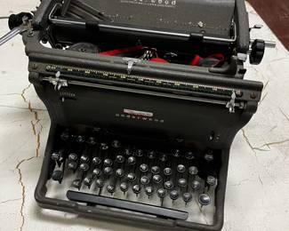 Vintage Underwood Standard Typewriter