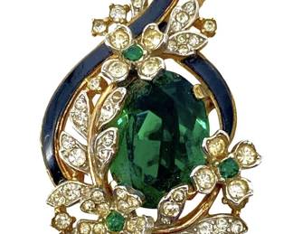 Vintage Trifari Rhinestone Brooch
