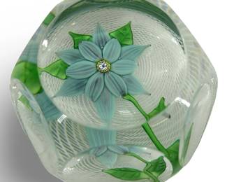 1972 Vintage St. Louis Clematis Paperweight
