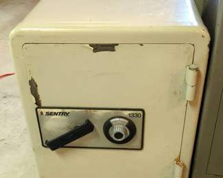 Sentry Combination Safe, Model 1330, 22" x 17" x 18", Combination Known