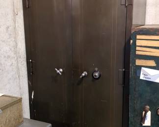 The Allsteel Safe Company 2 Door Wheeled Combination Safe With Inner Locking File Drawers, 73" x 42" x 23", Combination And Keys Present