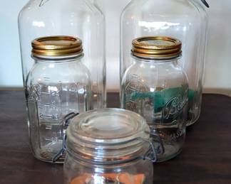 Ermetico Glass Lock Lid Jars, Qty 2, Ball Mason Jars, Qty 2, And 580ml Lock Lid Jar