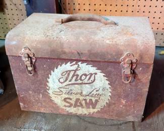 Thor Antique Silver Line Saw Toolbox, 10" x 15" x 10", Includes Contents