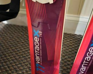 Atomic VantageX skis, size 148. Used 2x