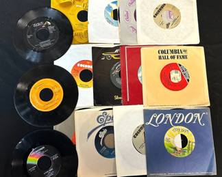 45 RPM Records Jimmy Buffett, Queen, Elton John, Elvis,  More 