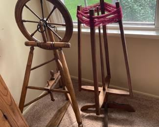 Spinning Wheel and yarn turner