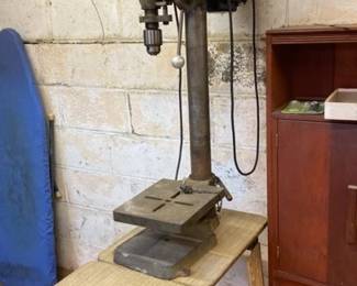 Vintage Standing Drill Press Read 