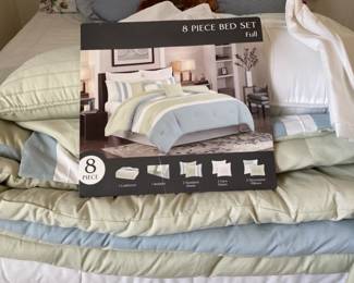 Full Size Green Blue Pattern 8 Piece Bed Set 