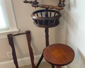 Vintage Shaving Stand Read  Other Wood Pieces 