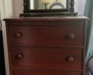 Antique 4Drawer Dresser With Mirror