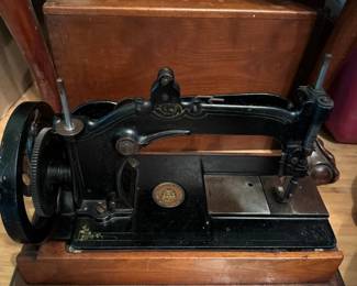 Antique 1876 Wheeler Wilsons No 8 Sewing Machine 