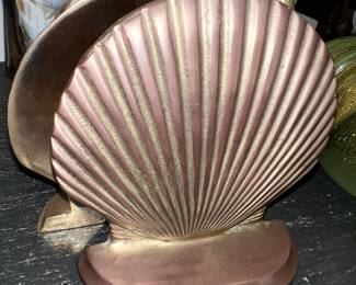 Clam Bookends