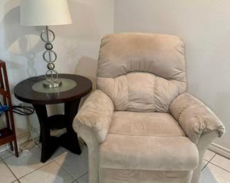 recliner, nice set of end tables and matching pair of lamps