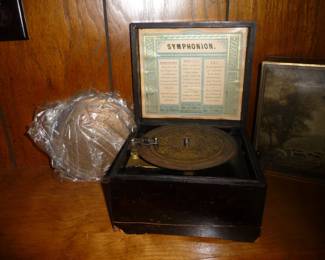 antique symphonion music box