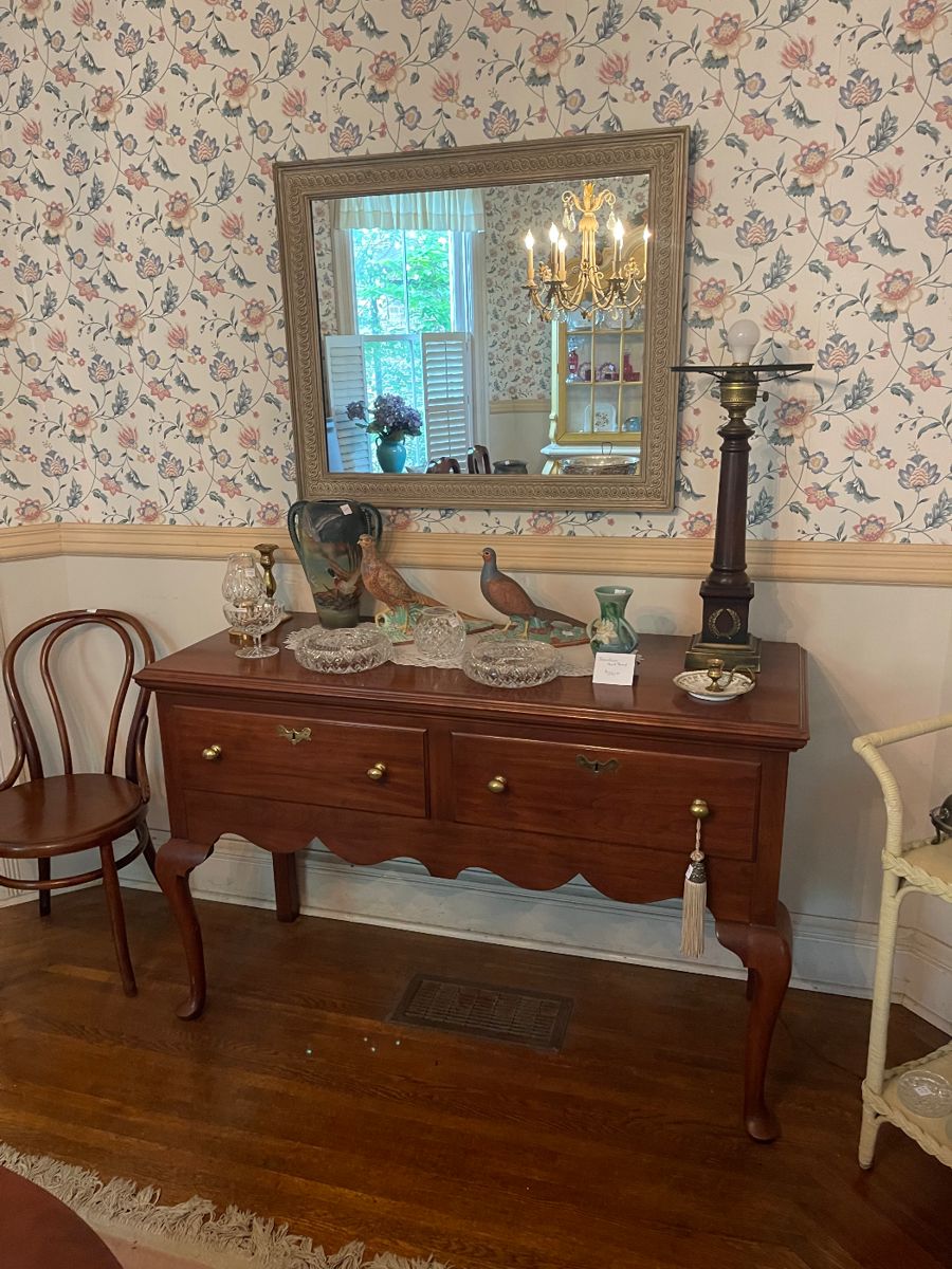 Estate Sale by The Junque Ladies in Ironton, OH starts on 5/9/2024