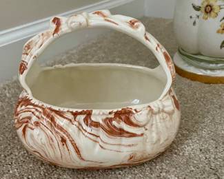 Alabama clay basket