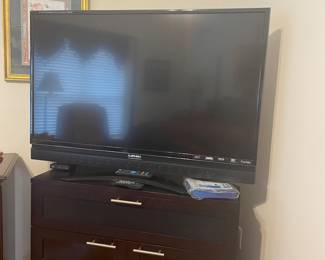 Mitsubishi TV, media stand