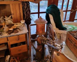 coffee grinder, scale