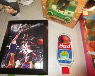 Lots of signed sports photos