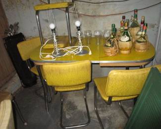 Vintage yellow chrome dinette