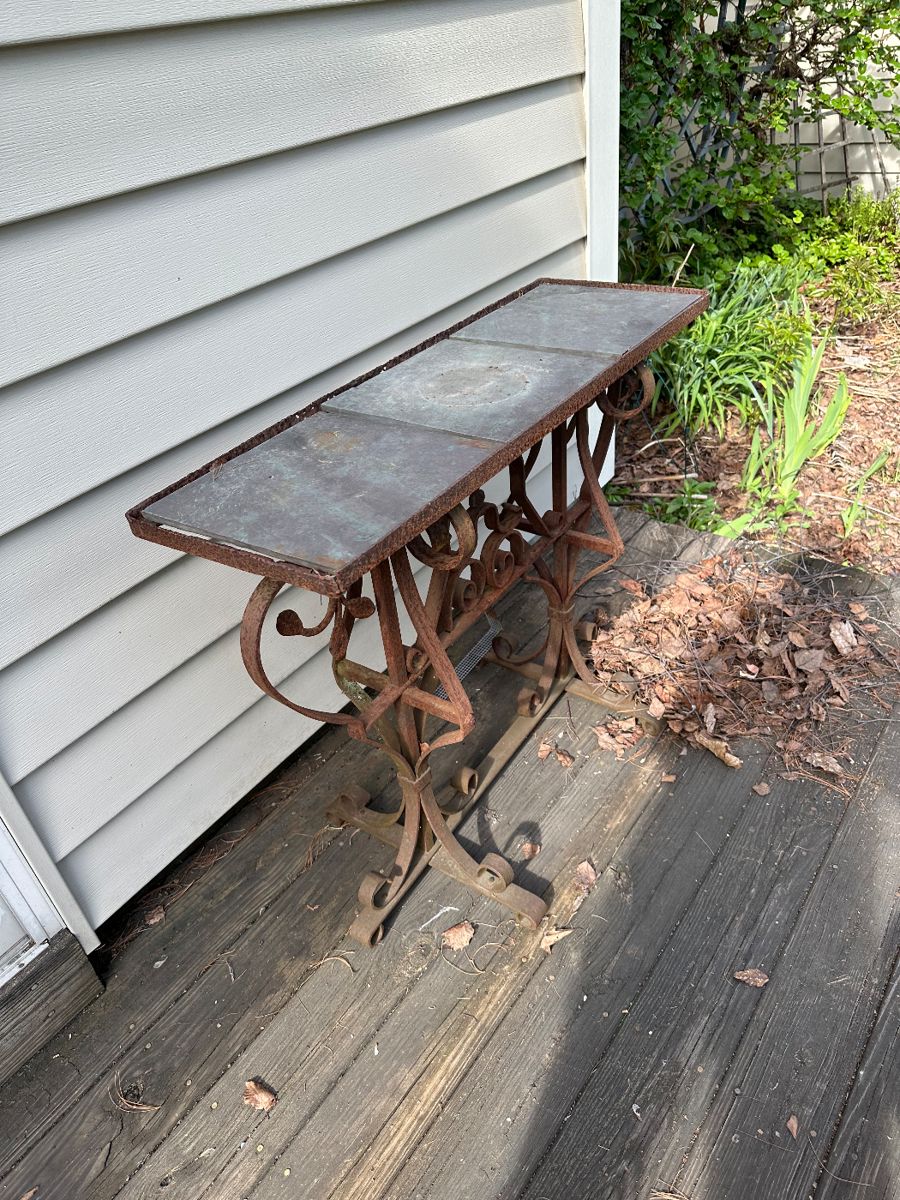 Three Sisters Estate Sale in White River Junction, VT starts on 5/11/2024