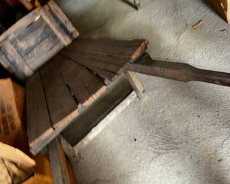 Cool wooden garden sled / hand truck..