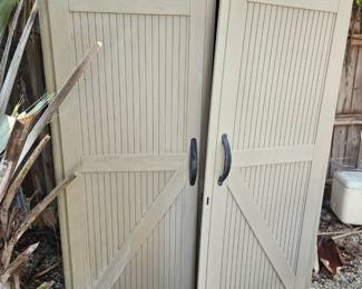 We have 2 rubber made sheds for sale. You have to disassemble and haul away yourself. $150 each