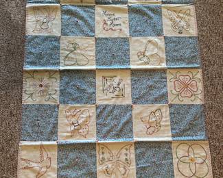 Vintage youth quilt
