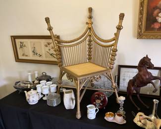 UNIQUE WICKER  CHAIR.  VERY EARLY