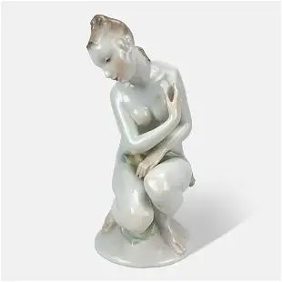 Herend Porcelain Statue Art Deco Figurine Nude Woman Being Modest