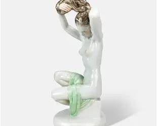 Herend Porcelain Statue Art Deco Nude Woman Figurine Girl Brushing Hair