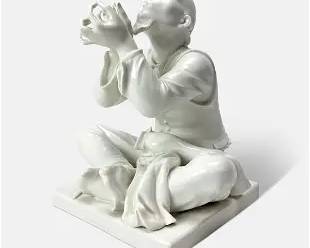 Meissen Blanc de Chine Porcelain Figurine "Chinese Tailor" Statue