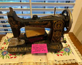 Damascus Antique sewing machine